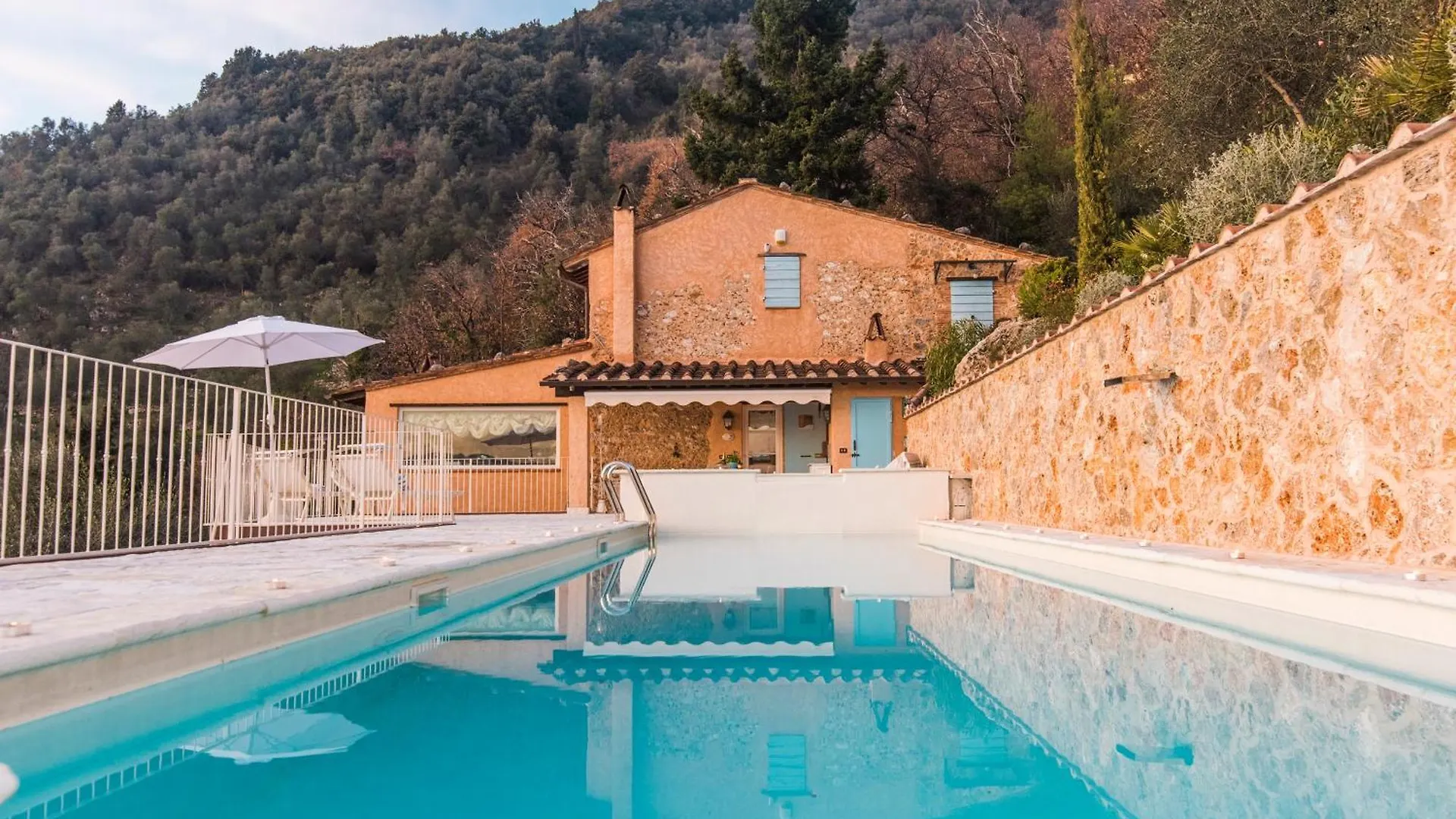 빌라 Charming Farmhouse In The Hills, Private Pool, Sea View, Dream Panorama 카마이오레