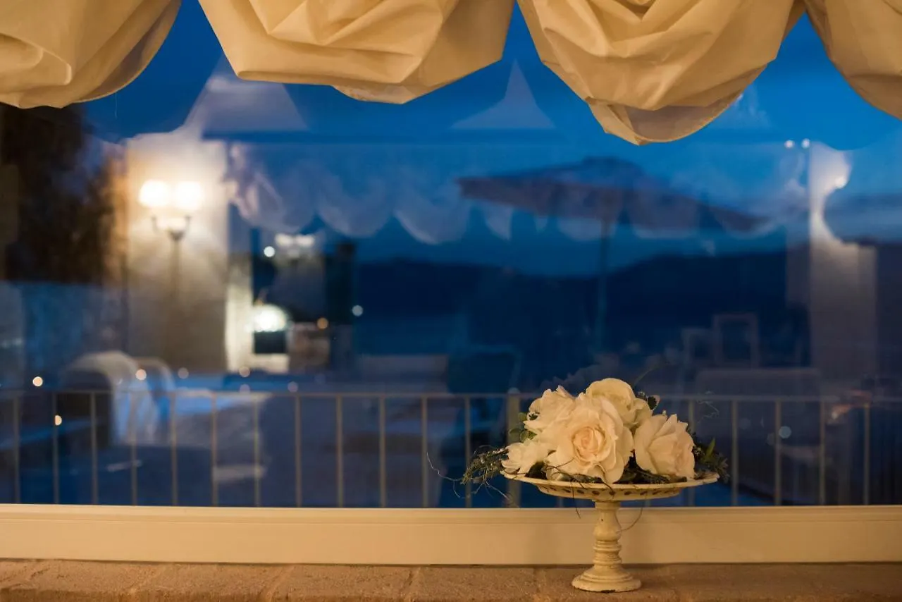 Charming Farmhouse In The Hills, Private Pool, Sea View, Dream Panorama 카마이오레 0*,  이탈리아
